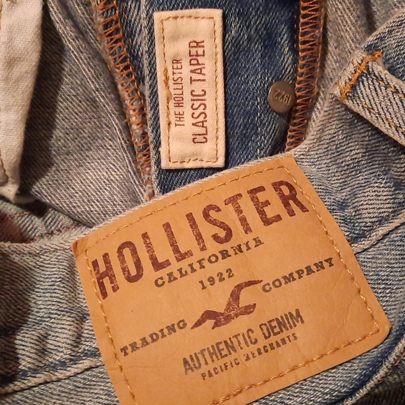 HOLLISTER Distressed Jeans, Classic Taper, Straight Legs - Picture 4 of 8